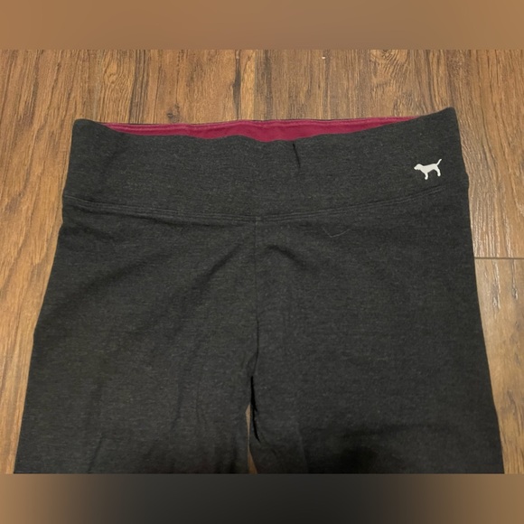 PINK capri leggings workout athletic pants grey & burgundy Medium - Picture 2 of 5